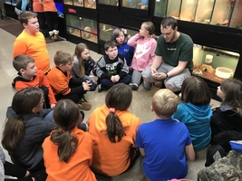 4th Grade Travels to Pet Supplies Plus